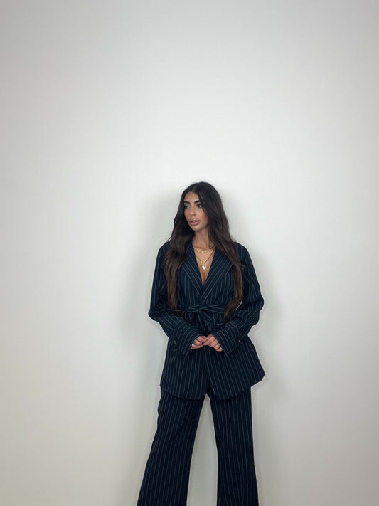 TAILLEUR GESS BLUNAVY